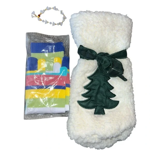 Trader Joe's Orange Tote Bag with 14 Accessories - Picture 4 of 5